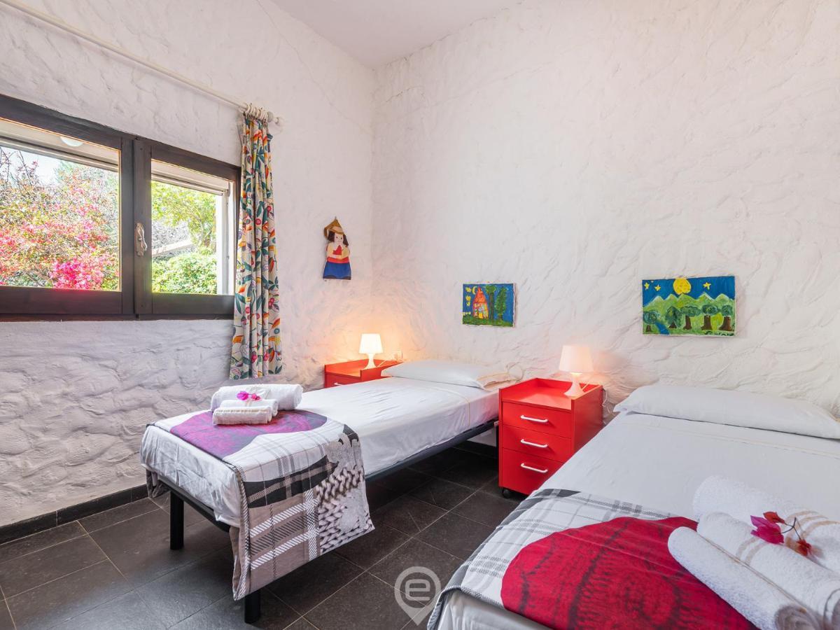 House Eleonora Villa Cala Sapone ภายนอก รูปภาพ