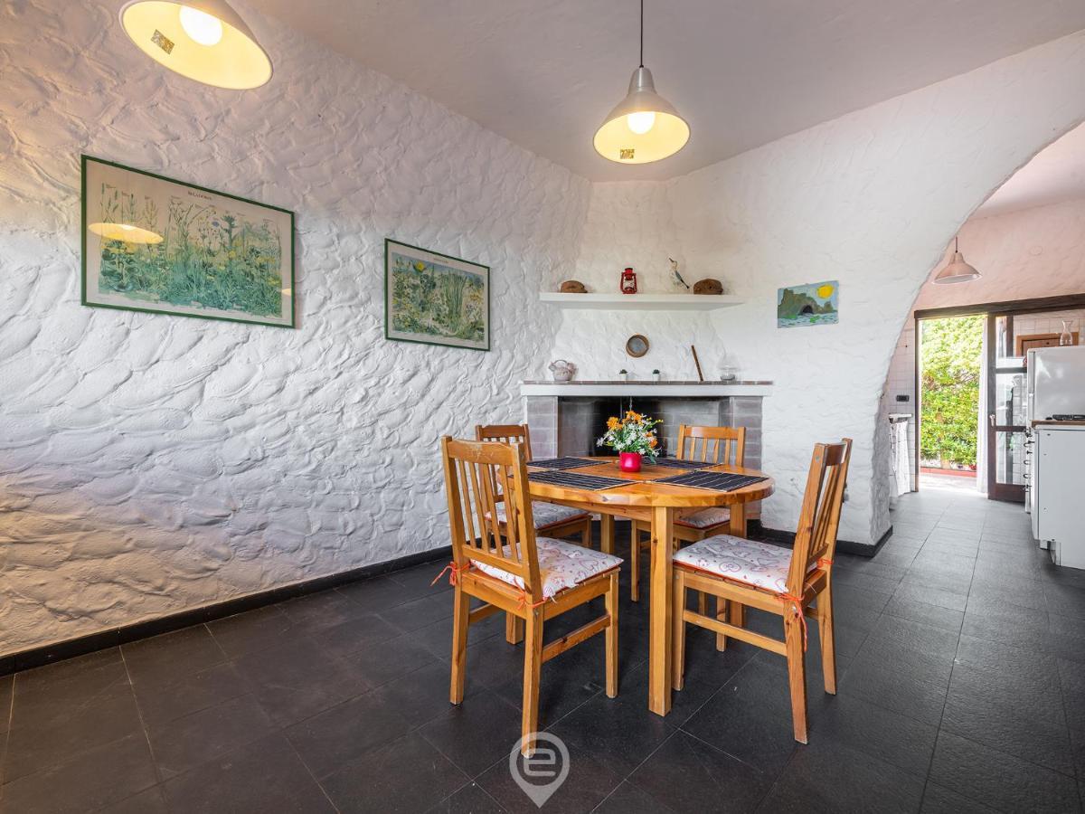 House Eleonora Villa Cala Sapone ภายนอก รูปภาพ