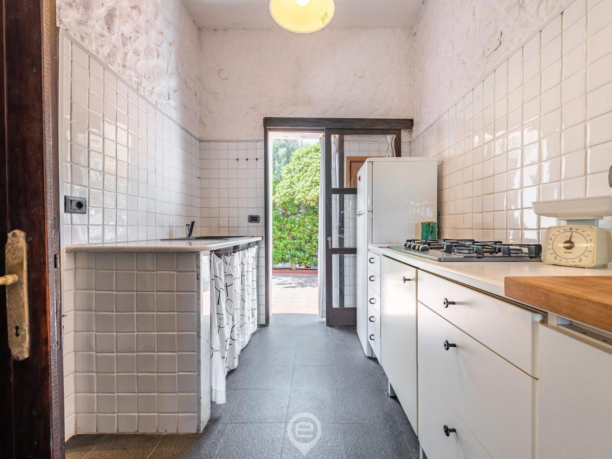 House Eleonora Villa Cala Sapone ภายนอก รูปภาพ